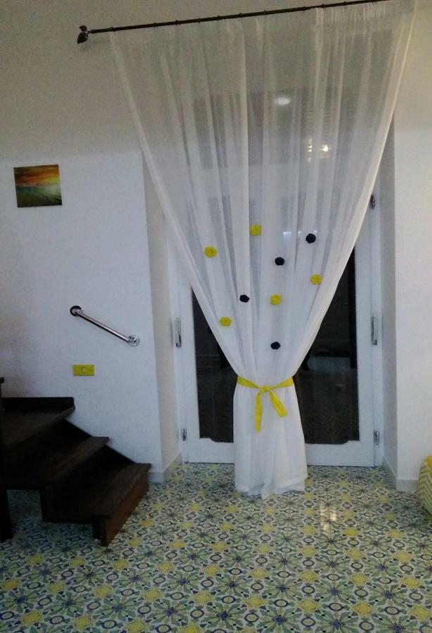 Il Sorriso Bed & Breakfast Salerno Exterior photo